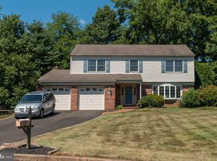 1066 Gelding Cir, Warrington, PA