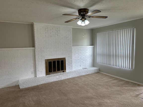 2nd image of 3716 N Alsace Dr