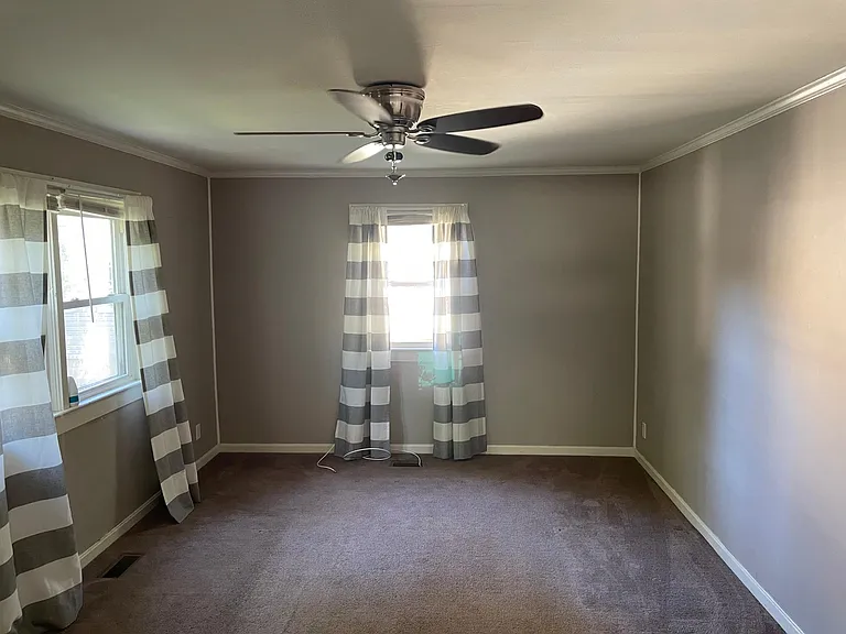 2405 Van Buren St — Photo 2