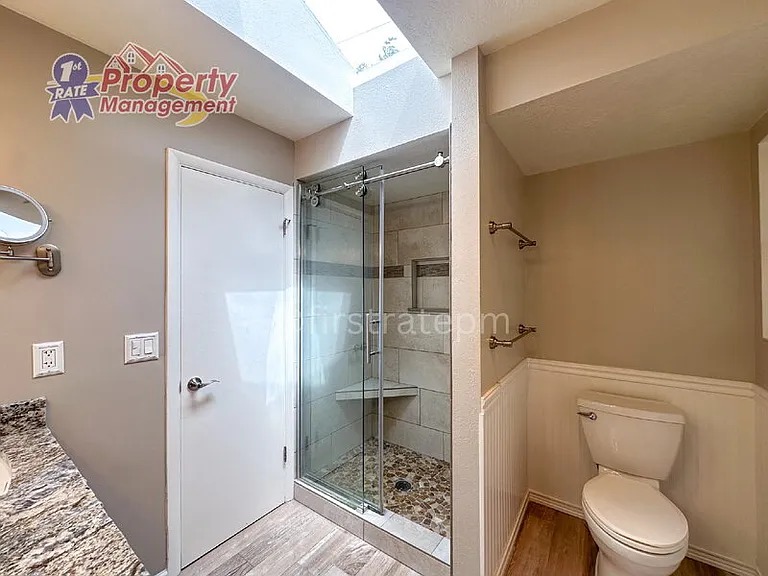 2624 N Hillway Dr — Photo 23