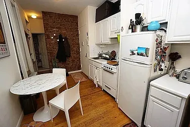 Rented by Universal Realty Group