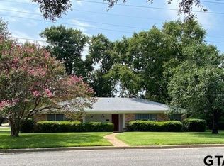 822 Bunny Rabbit Rd, Athens, TX 75751