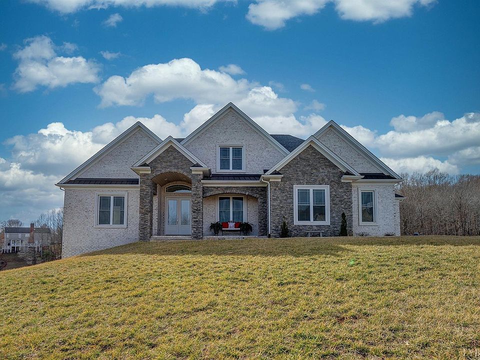 1st image of 1150 Boone Hill Dr