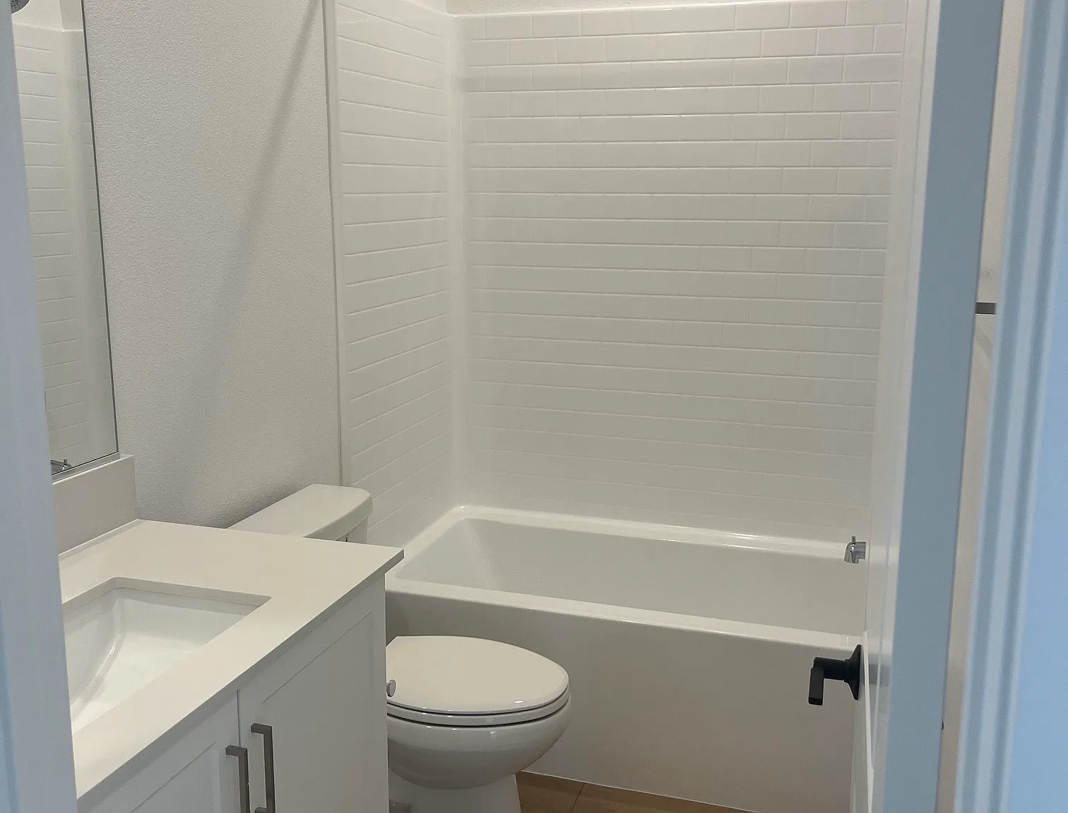 3 bed, 1417 sqft, $2,000 — Photo 3