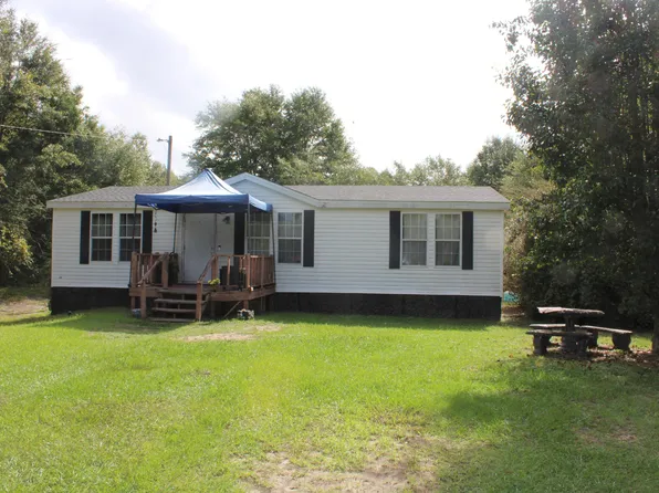 955 Martin Rd, Defuniak Springs, FL 32433