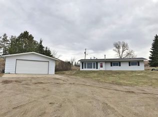 8020 County Road 15 W, Burlington, ND 58703