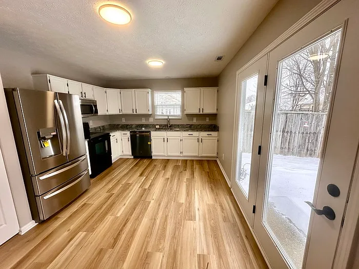 2233 Historic Oaks Blvd — Photo 6