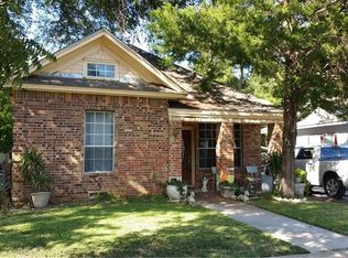 433 Melba St, Dallas, TX 75208