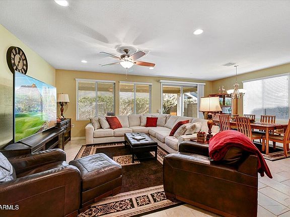 3rd image of 15813 N 109TH Lane