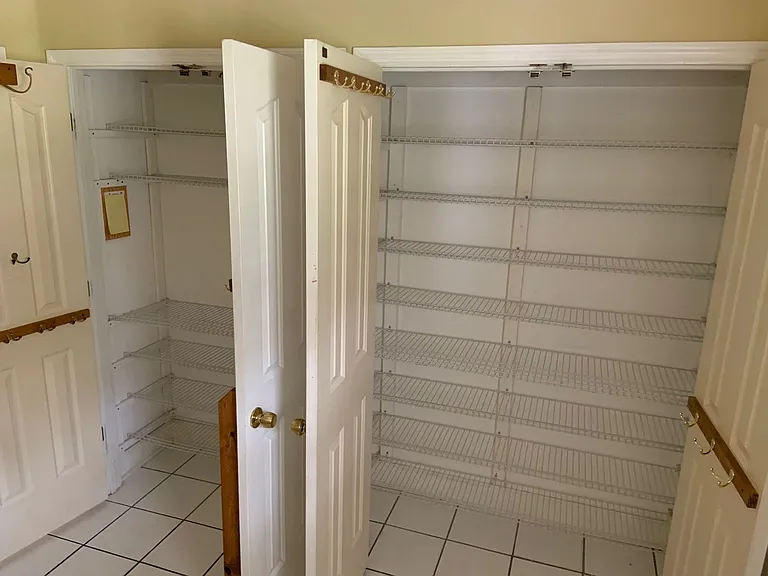 2600 Crescent Lake Ct — Photo 24