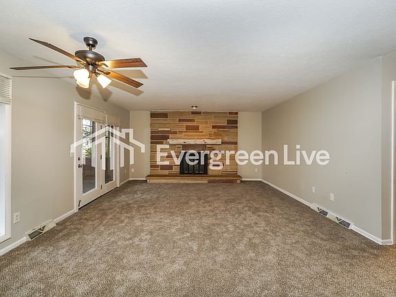 3rd image of 412 Wyoga Lake Blvd