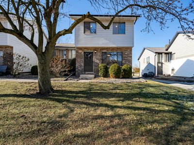 107 N Orr Dr APT F, Normal, IL, 61761