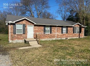 906 Laura St, Gallatin, TN 37066