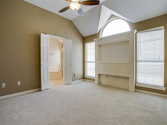 4th image of 1119 Valerie Dr