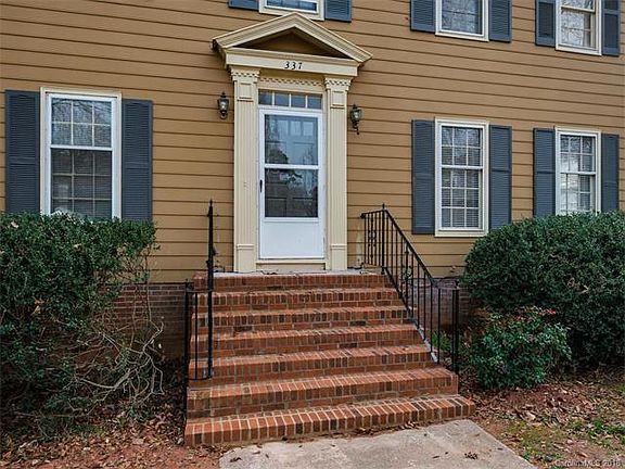 3rd image of 337 Pine Creek Dr