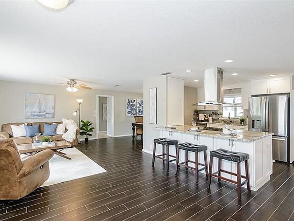 5th image of 1228 Inverness Dr
