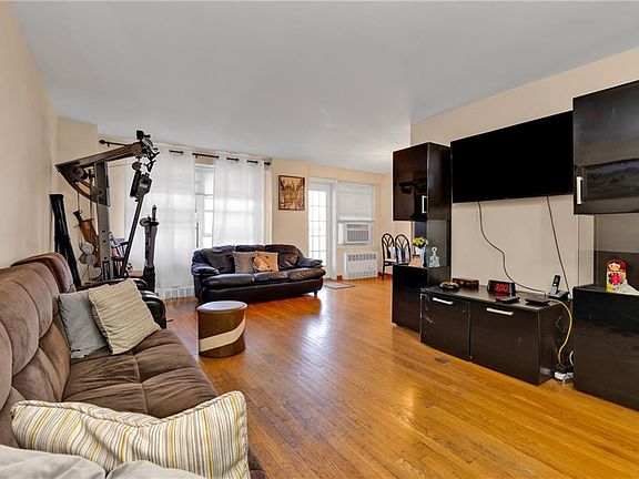 3rd image of 2630 Cropsey Ave APT 5-A