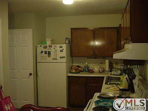 2nd image of 3400 Sunnyside Dr