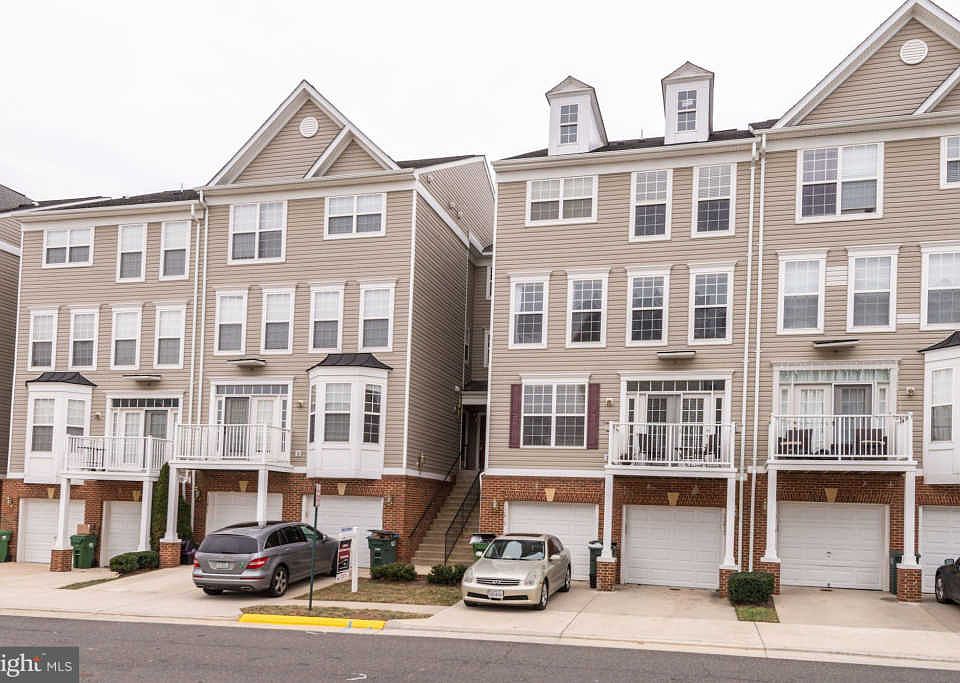 1st image of 13611 Venturi Ln #153