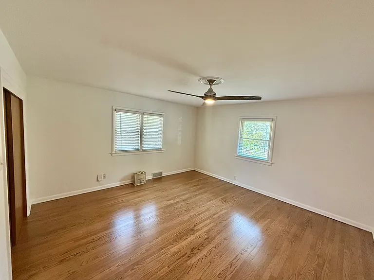 721 Judson St — Photo 8