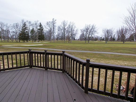 2nd image of 17 Pinegrove Park