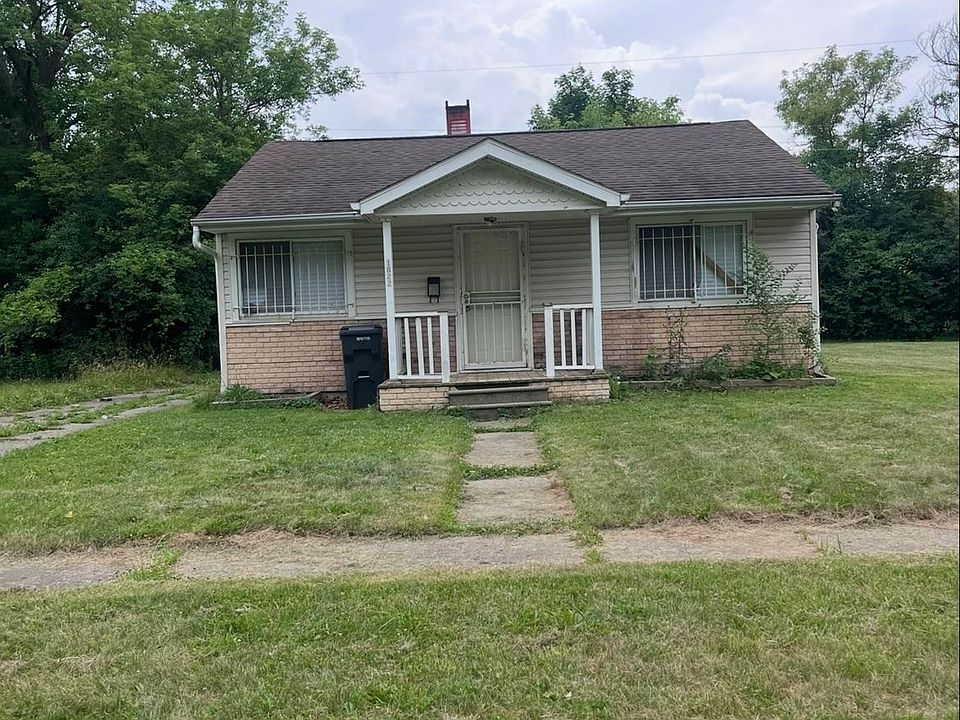 1st image of 1822 Polly St