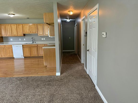 5th image of 117-119 Valley Forge Ct