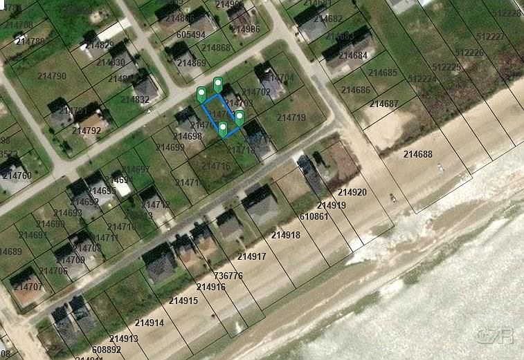2nd image of 1136 1/2 Gulfview Ln