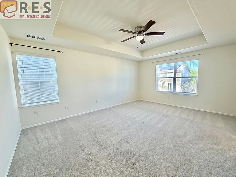 15028 Munich Ave — Photo 4