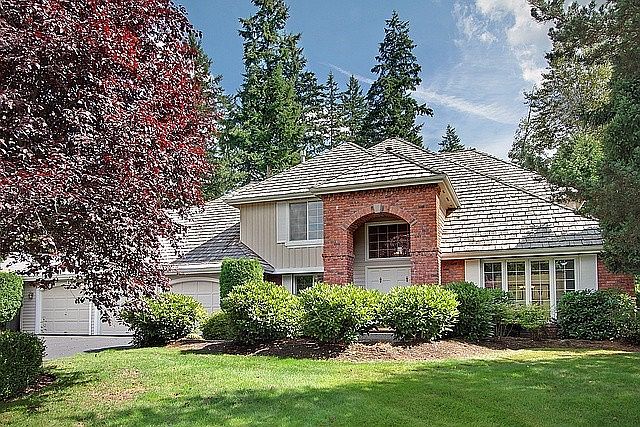 1st image of 25923 NE 27th Dr