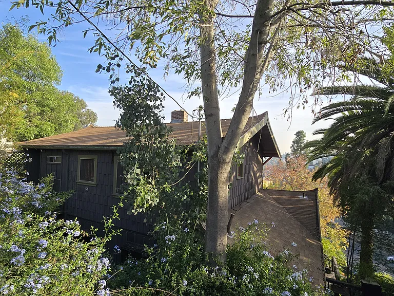 4741 Huntington Dr N — Photo 13