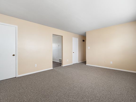 5th image of 208 No Park St #2