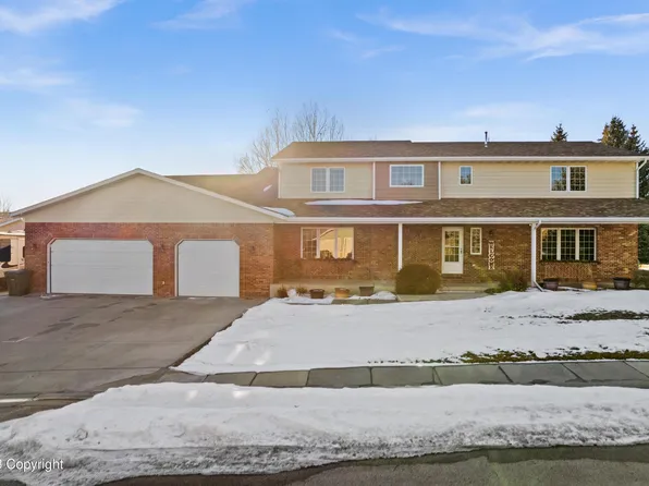 1202 Willow Brook Ln, Gillette, WY 82718
