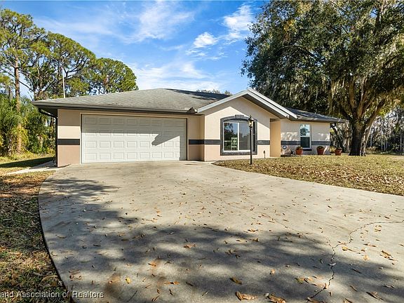 3rd image of 6309 Annona Ct