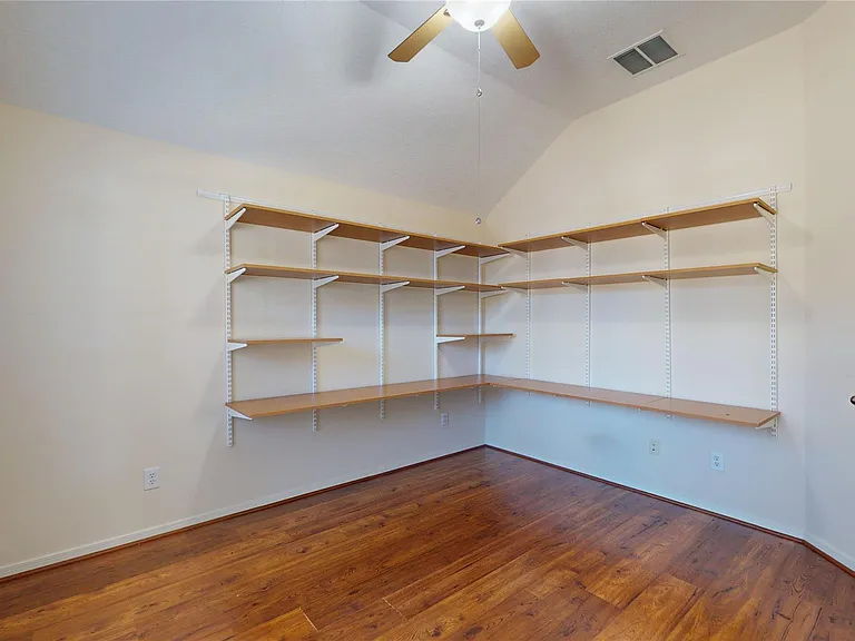 3918 E Auden Cir — Photo 3