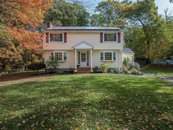 194 Paine St, Bellingham, MA 02019