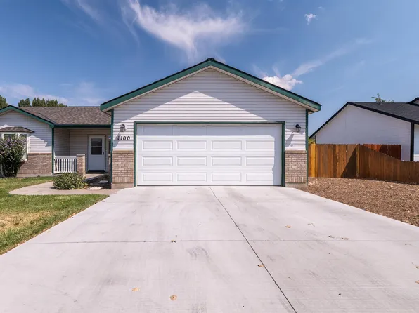 1100 Garrett St, Mtn Home, ID 83647