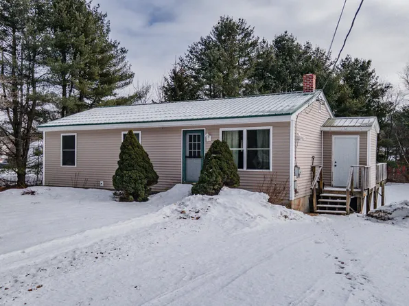 120 Adams Circle, Farmington, ME 04938