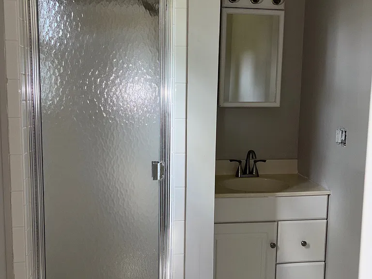 720 S Westwood Dr — Photo 5