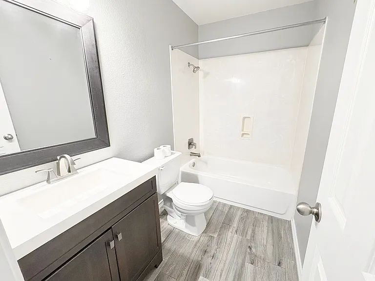 Downstairs Full Bath