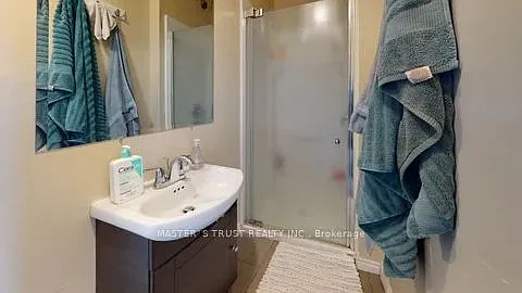 226 Westcourt Pl — Photo 13