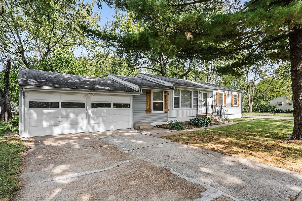 Building Photo - 65 Saint Virgil Ln