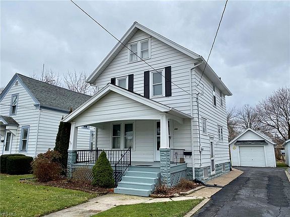 3rd image of 1215 W 11th St