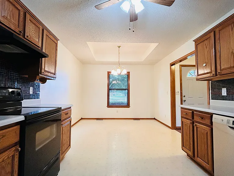 Kitchen and dining area