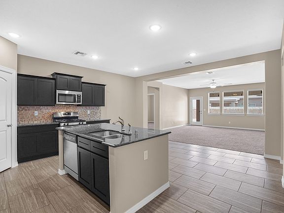 5th image of 14933 Sunny Land Ave