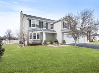 602 Oakwood St, Minooka, IL 60447