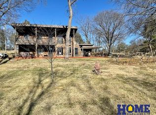 422 C Rd, Eagle, NE 68347