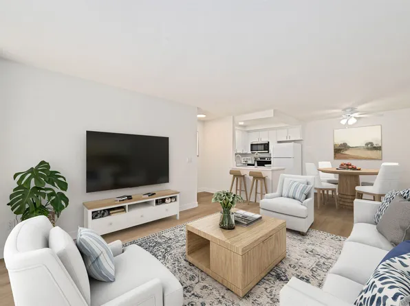 432 Edgehill Ln Unit 145, Oceanside, CA 92054