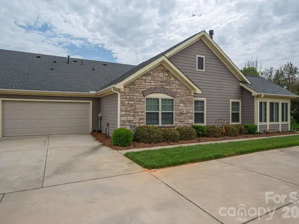 1434 Somersby Cir, Gastonia, NC 28054