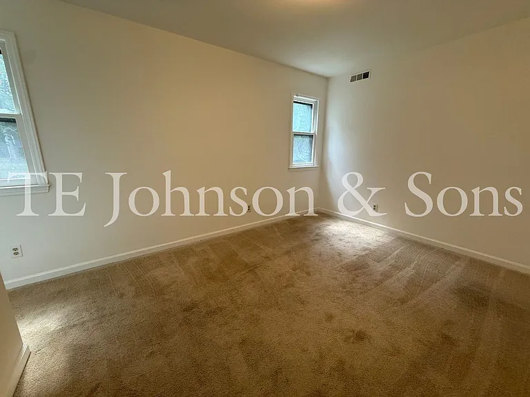 4309 Walnut Hollow Dr — Photo 20